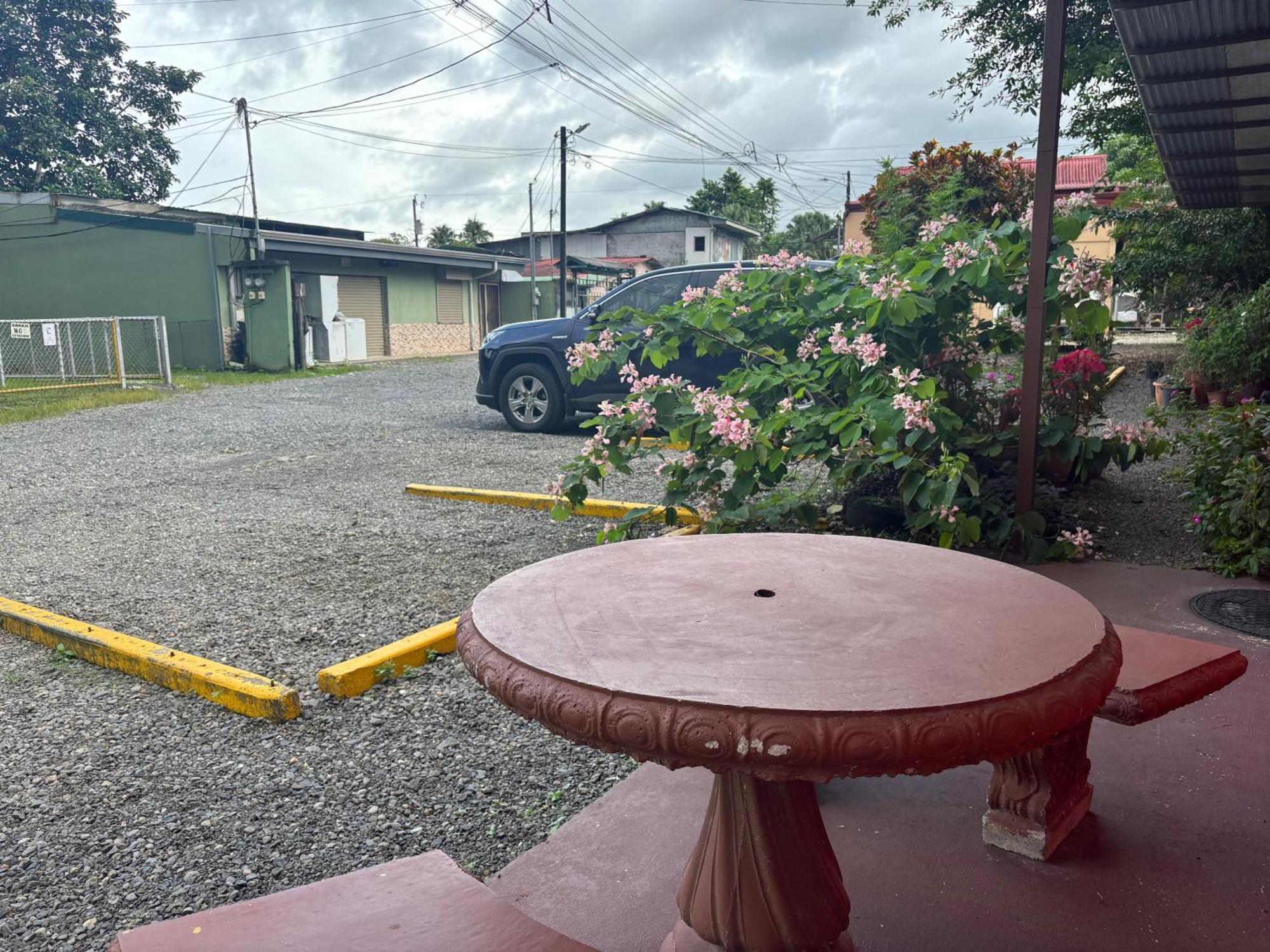 Pura Vida Aparment - Downtown La Fortuna ภายนอก รูปภาพ