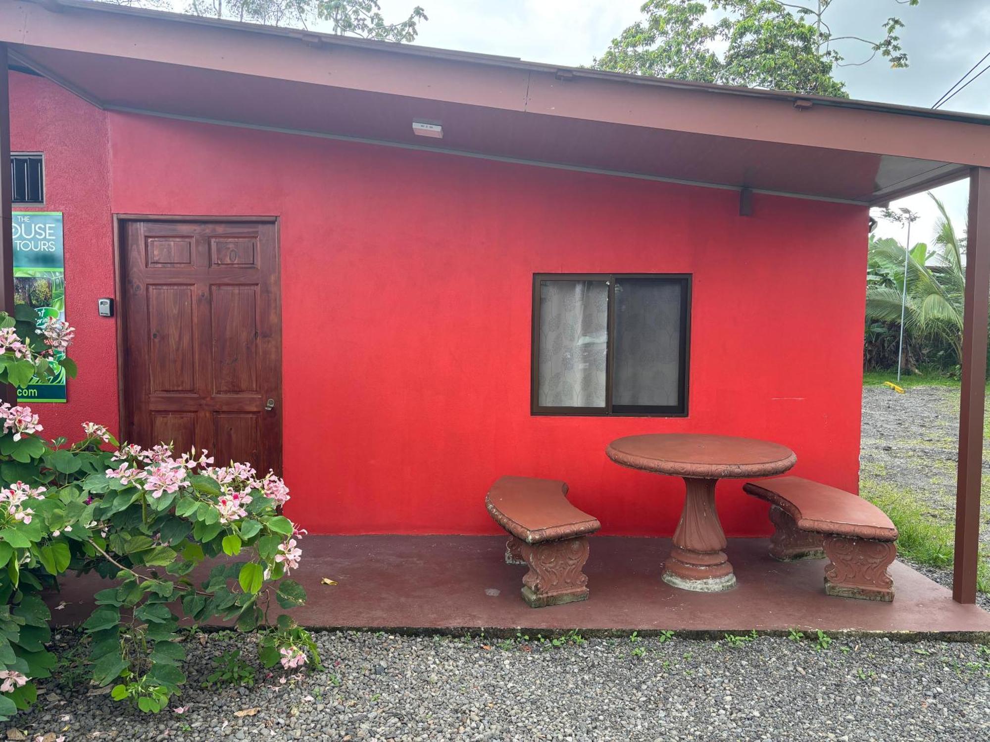 Pura Vida Aparment - Downtown La Fortuna ภายนอก รูปภาพ