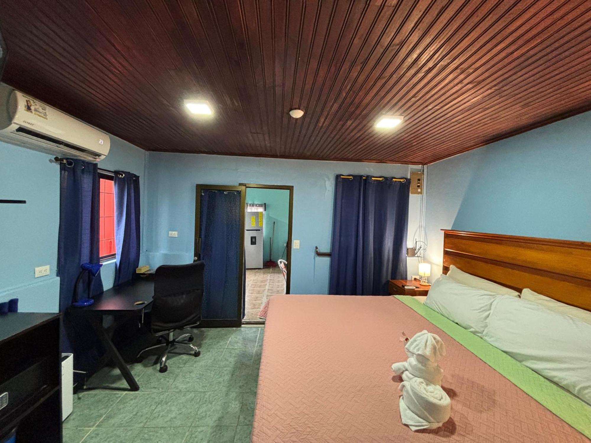 Pura Vida Aparment - Downtown La Fortuna ภายนอก รูปภาพ